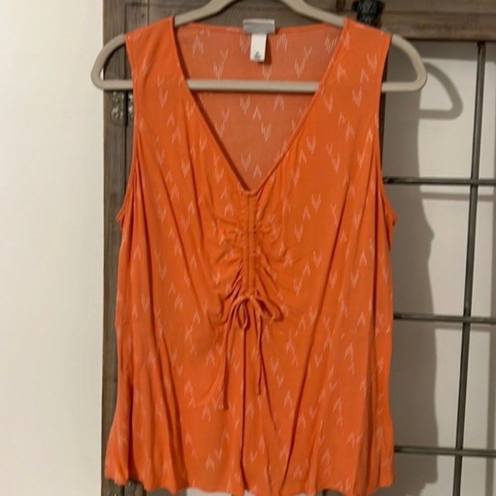 SALE!! Women's Sleeveless Top - Picture 2 of 7